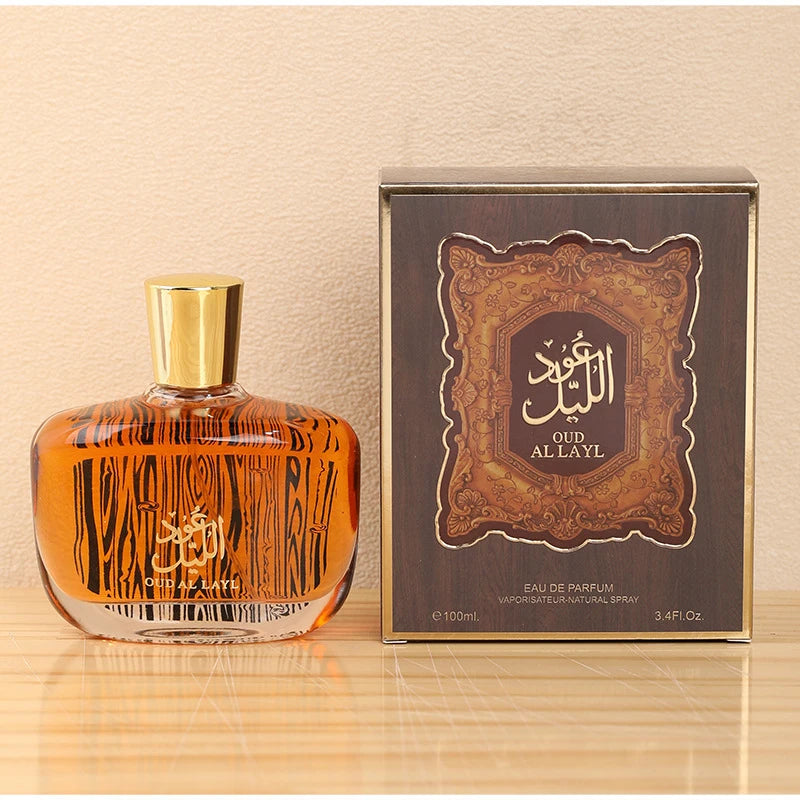 Flacon d'eau de parfum Oud Al Layl ambré avec coffret orné